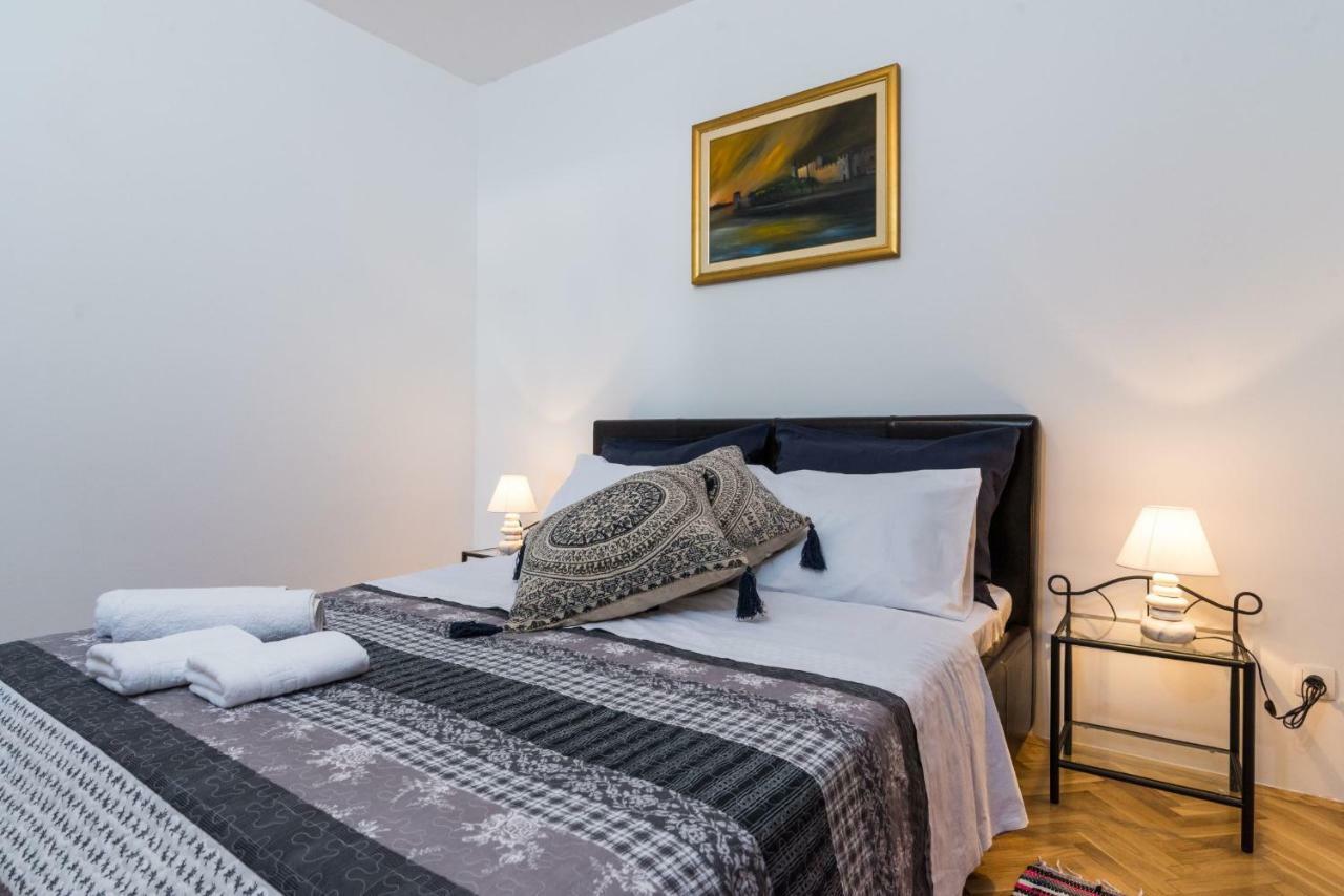 Apartment Okrug Gornji - Trogir With Sea View Eksteriør bilde